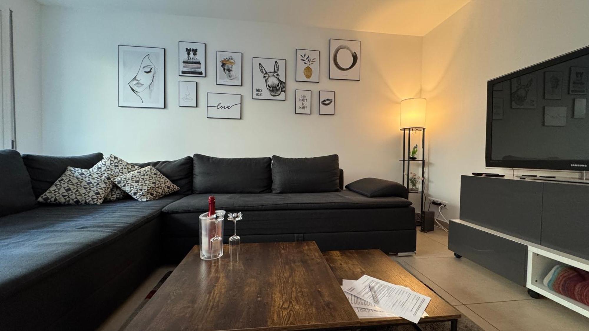 Sonnige Wohnung Im Zentrum Mit Terrasse U Tiefgarage - Netflix & Prime Leipzig Dış mekan fotoğraf